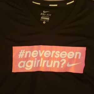 NIKE DRI FIT Miler Shirt Size Small